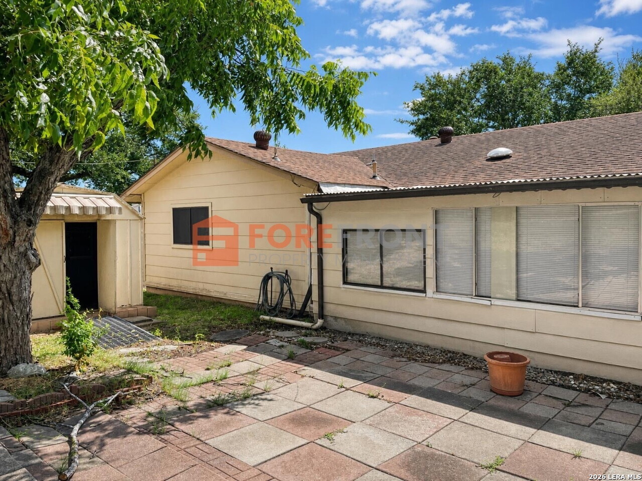 7845 Village Oak Live Oak TX 78233