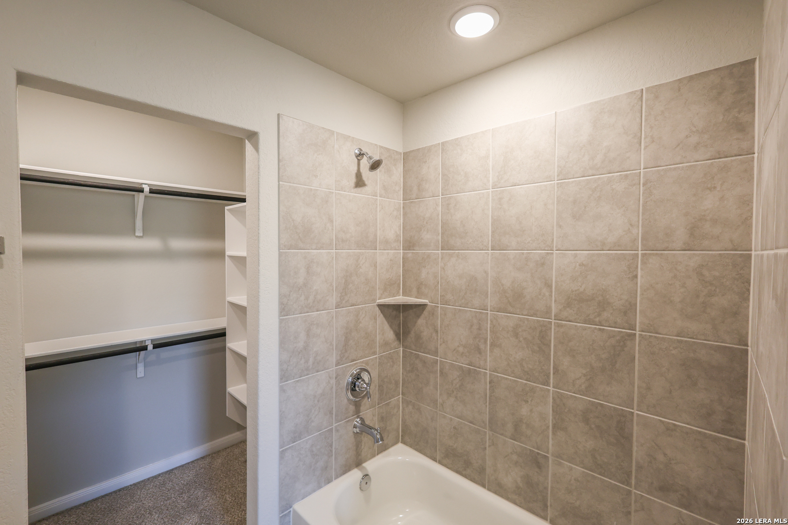 8343 Runner Ridge San Antonio TX 78249