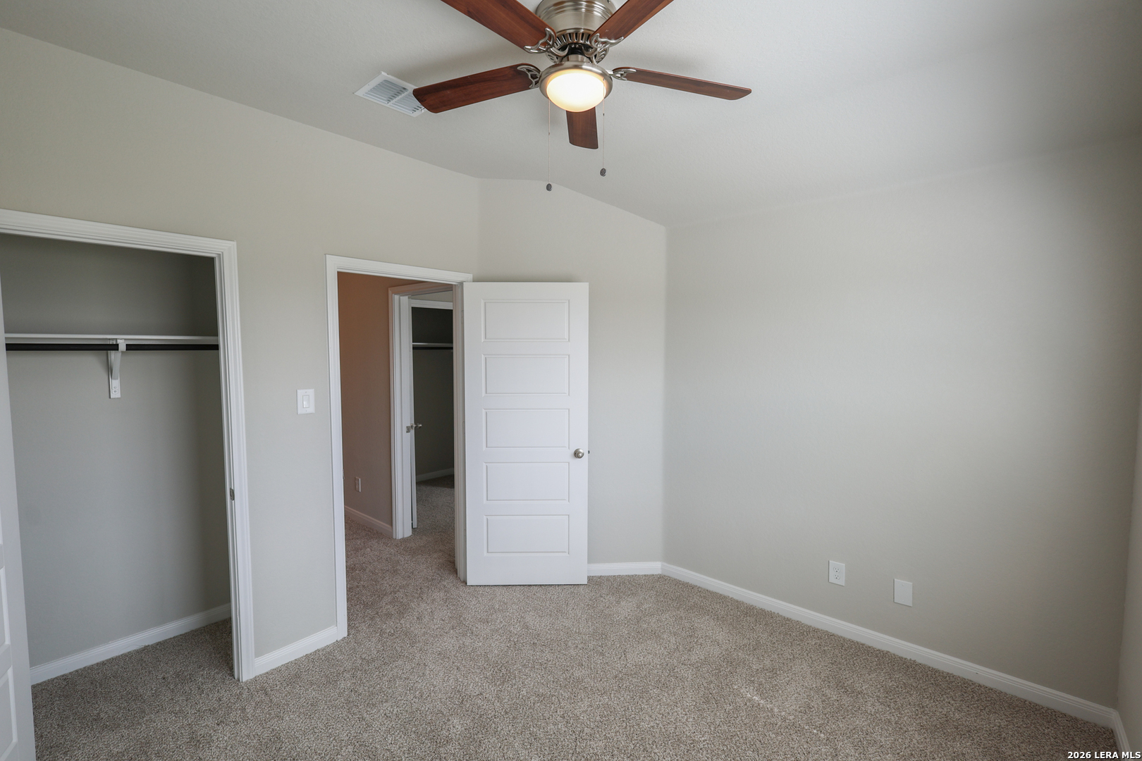 8343 Runner Ridge San Antonio TX 78249