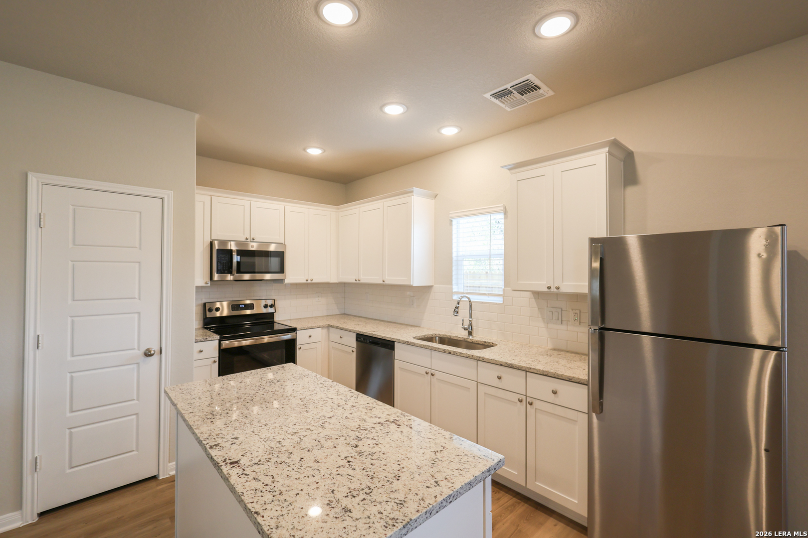 8343 Runner Ridge San Antonio TX 78249