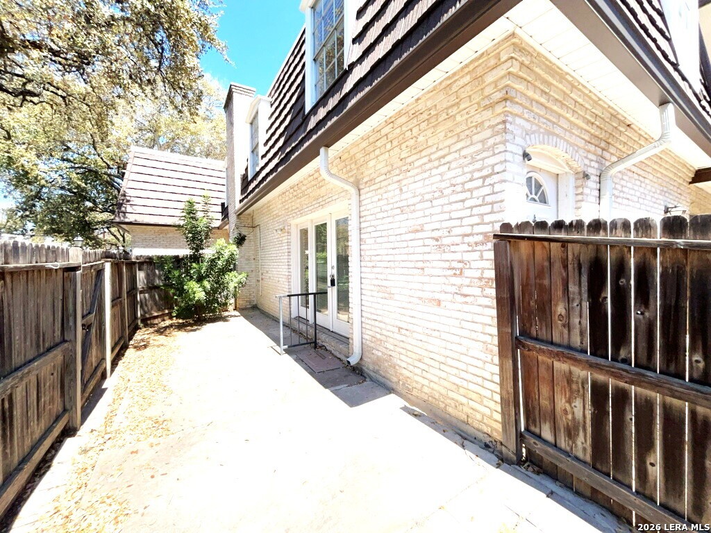 8038 Broadway San Antonio TX 78209