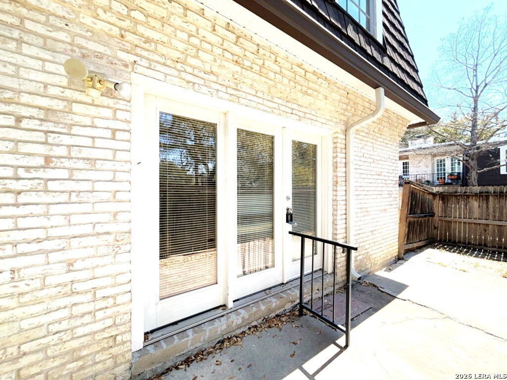 8038 Broadway San Antonio TX 78209