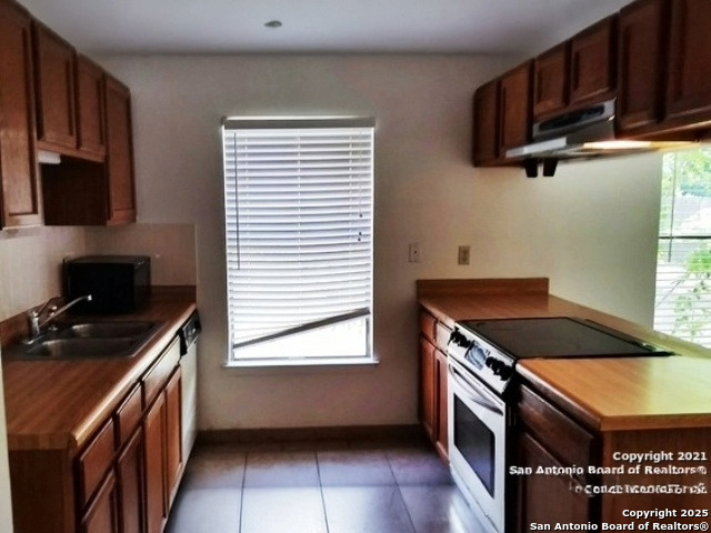 10039 Birch Field San Antonio TX 78245