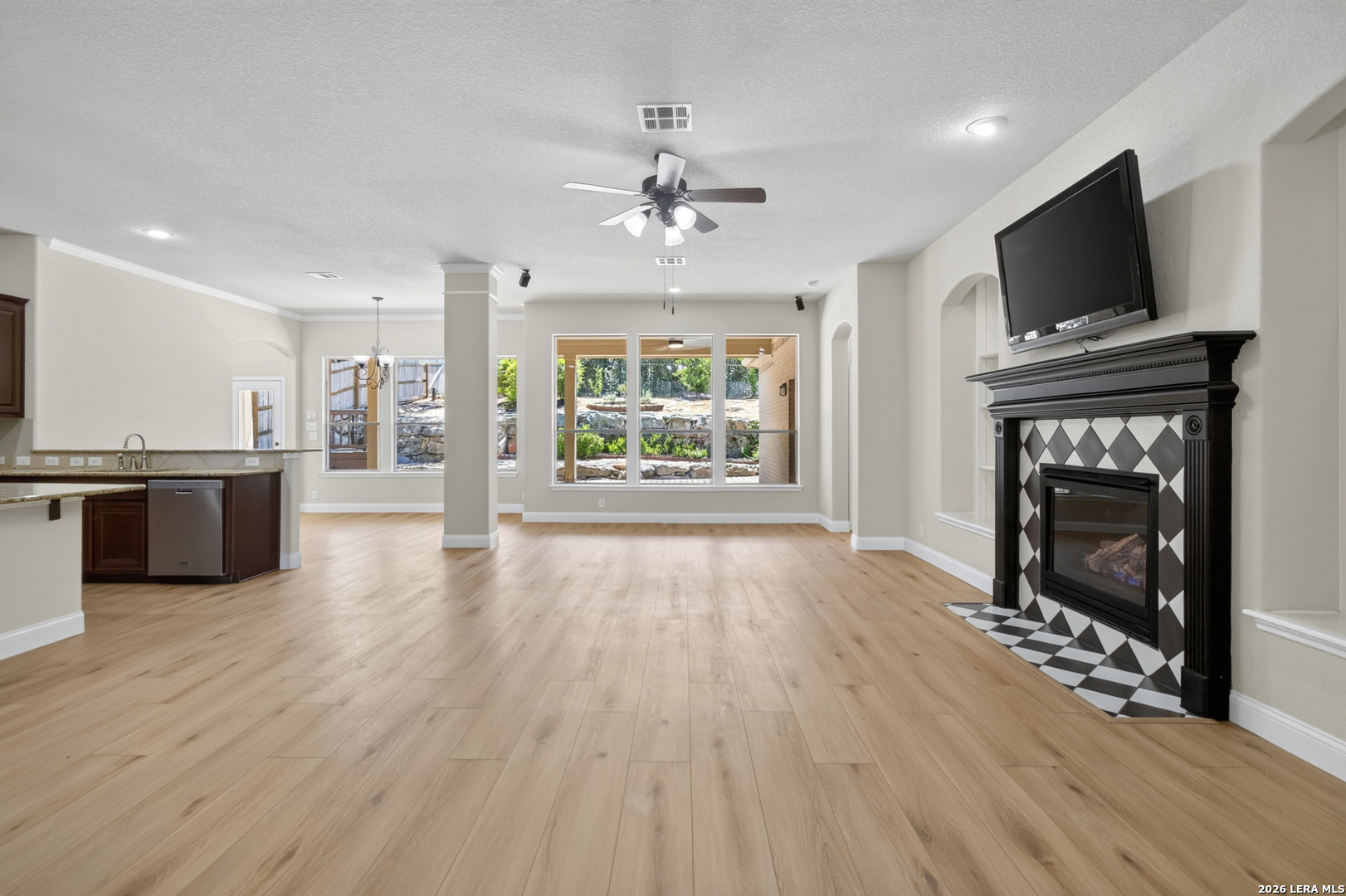 18910 Honey Mesquite San Antonio TX 78258
