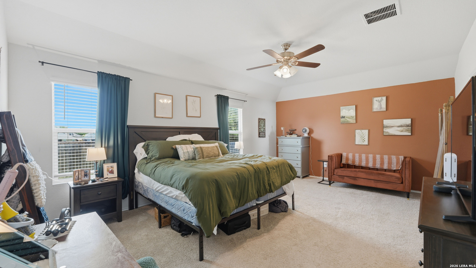 825 Nodding Nixie Seguin TX 78155