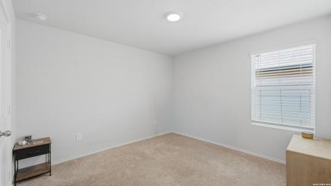 825 Nodding Nixie Seguin TX 78155