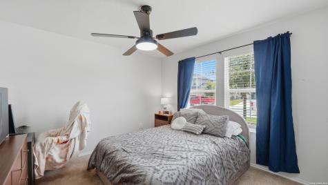 825 Nodding Nixie Seguin TX 78155