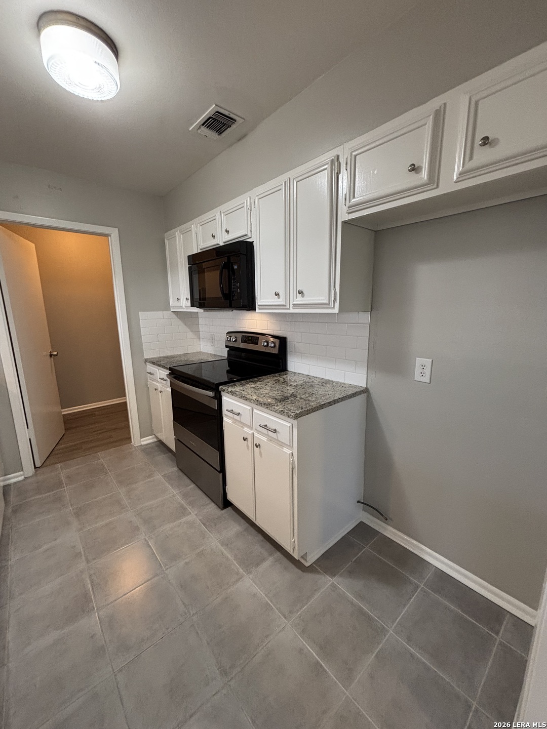 105 Travertine Lane Castle Hills TX 78213