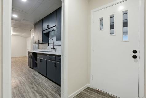 466 Sandalwood San Antonio TX 78216