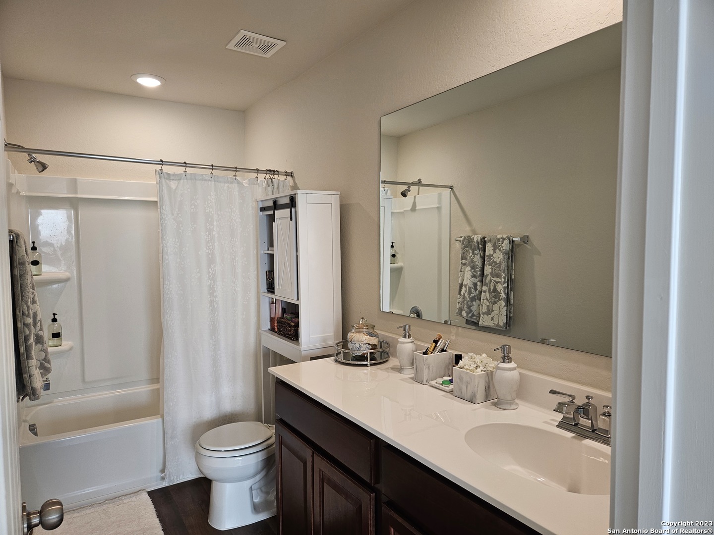 535 Wild Olive Way San Antonio TX 78219