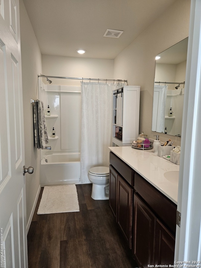 535 Wild Olive Way San Antonio TX 78219