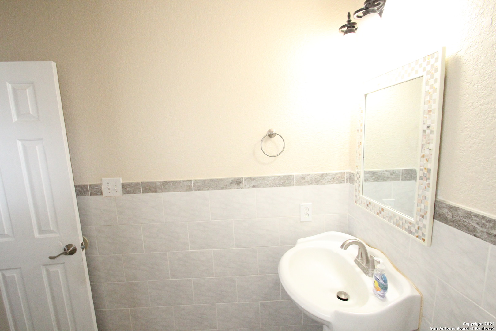 8115 Sonora Cavern San Antonio TX 78254