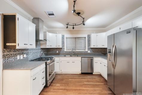 167 E Edgewood Place San Antonio TX 78209