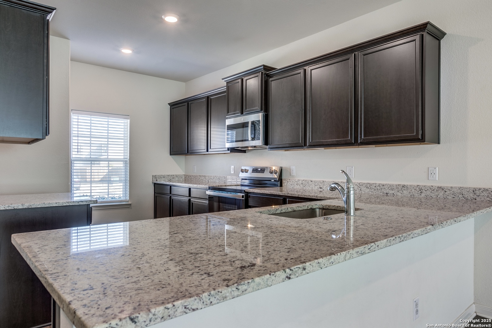 10818 Monterey Pike Converse TX 78109