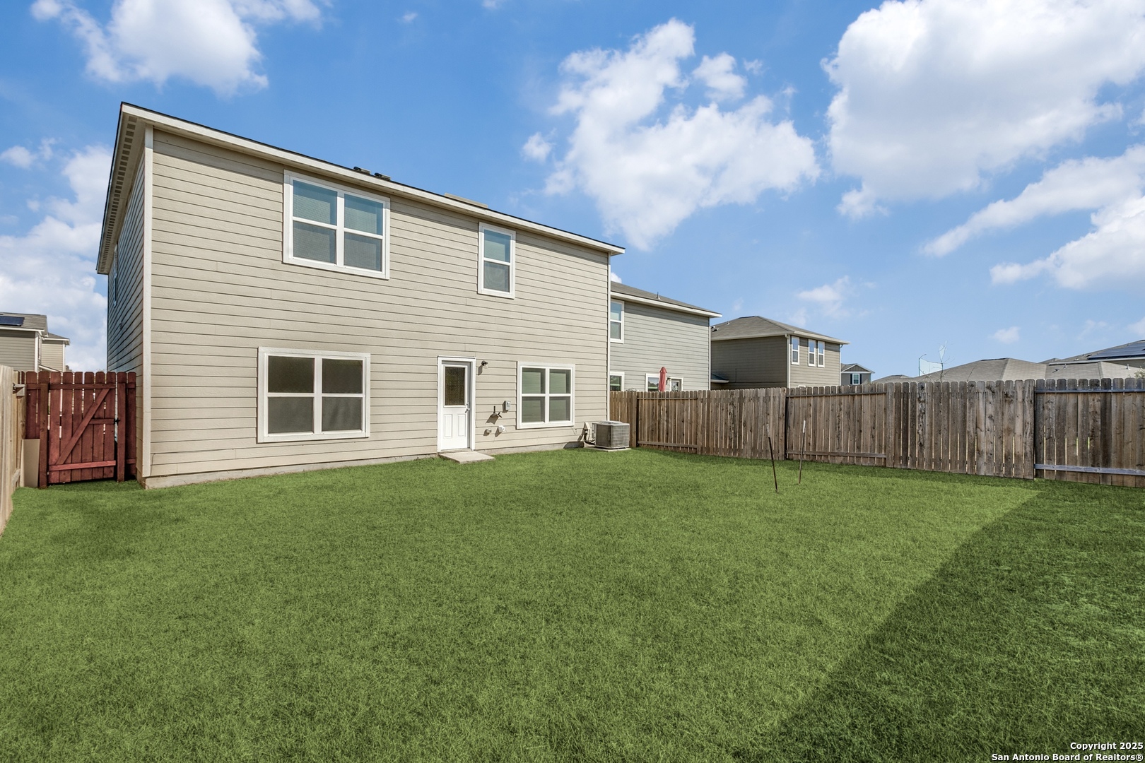10818 Monterey Pike Converse TX 78109