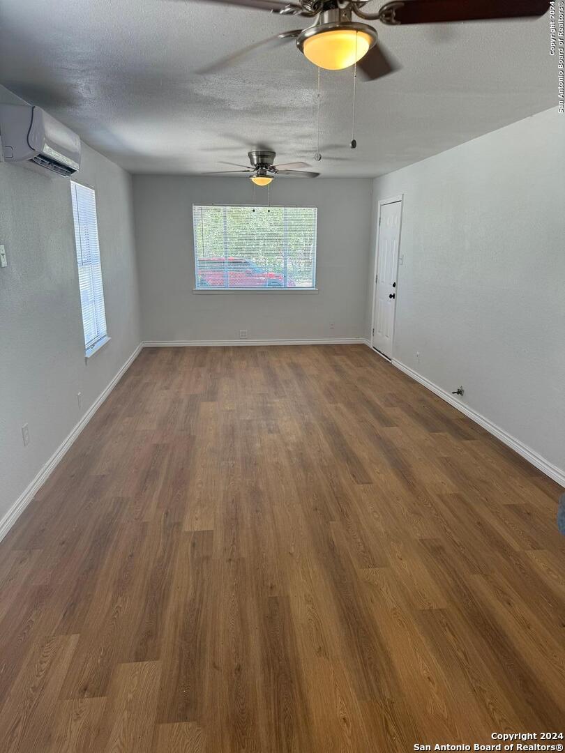 1727 Escalon Avenue San Antonio TX 78221