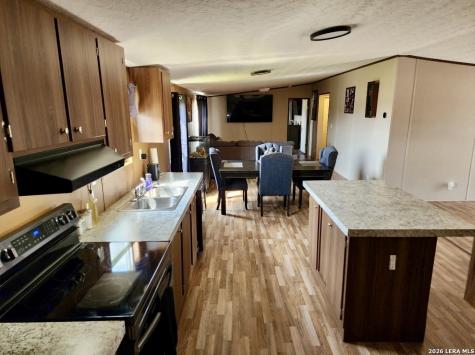 11903 N State Highway 123 Falls City TX 78113