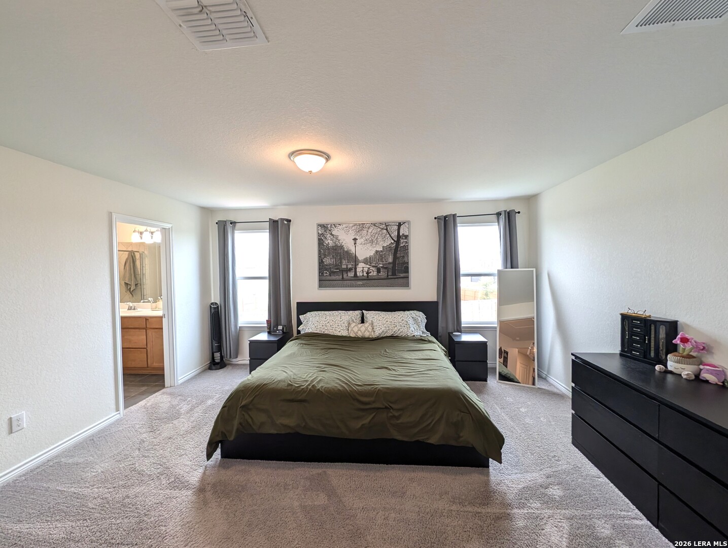 8555 Barefoot Lane San Antonio TX 78109