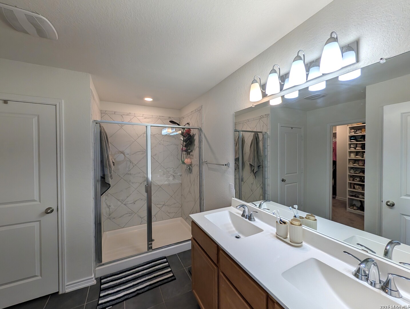 8555 Barefoot Lane San Antonio TX 78109