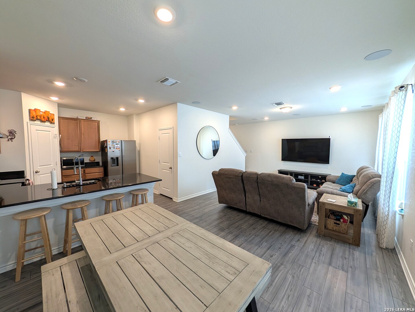8555 Barefoot Lane San Antonio TX 78109