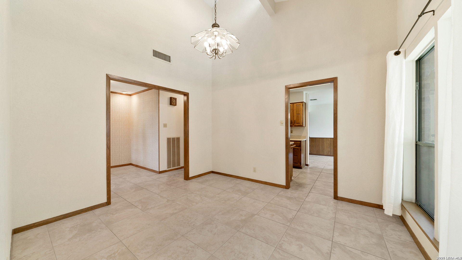 4305 Center Oak Woods Street San Antonio TX 78249