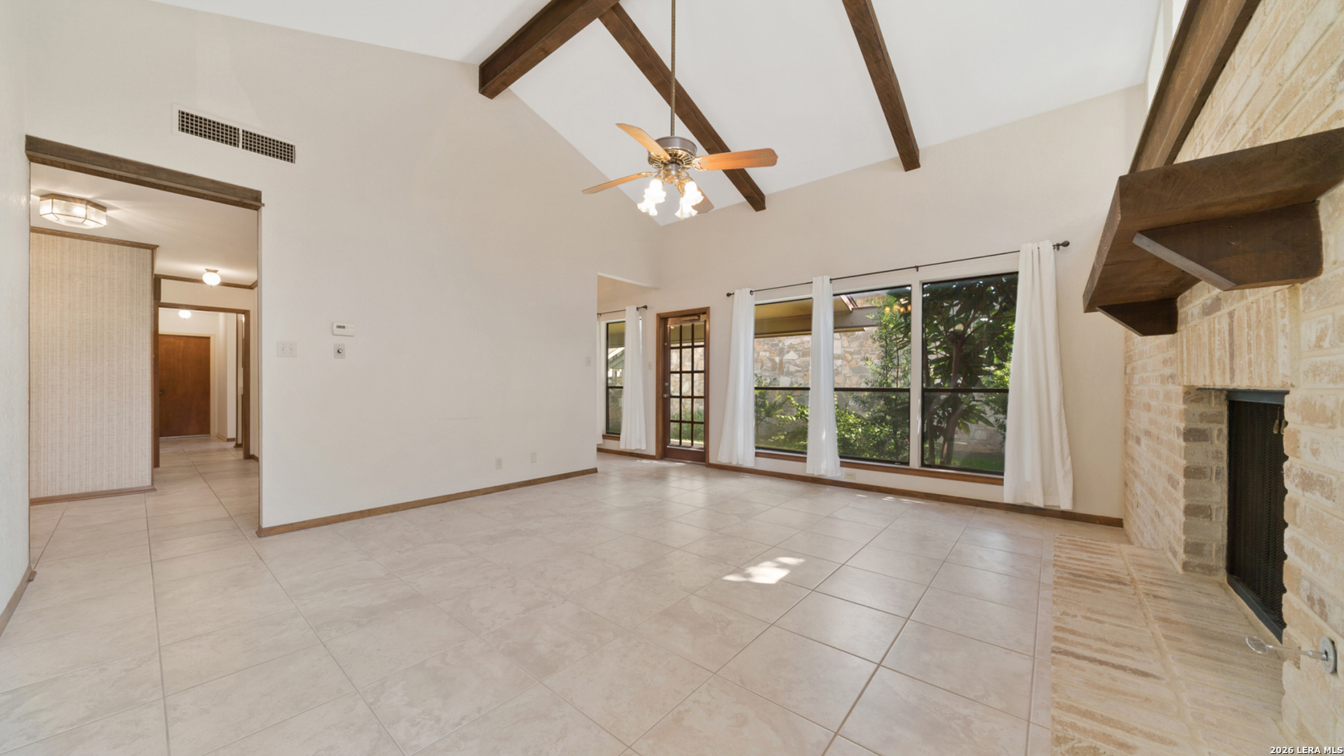 4305 Center Oak Woods Street San Antonio TX 78249