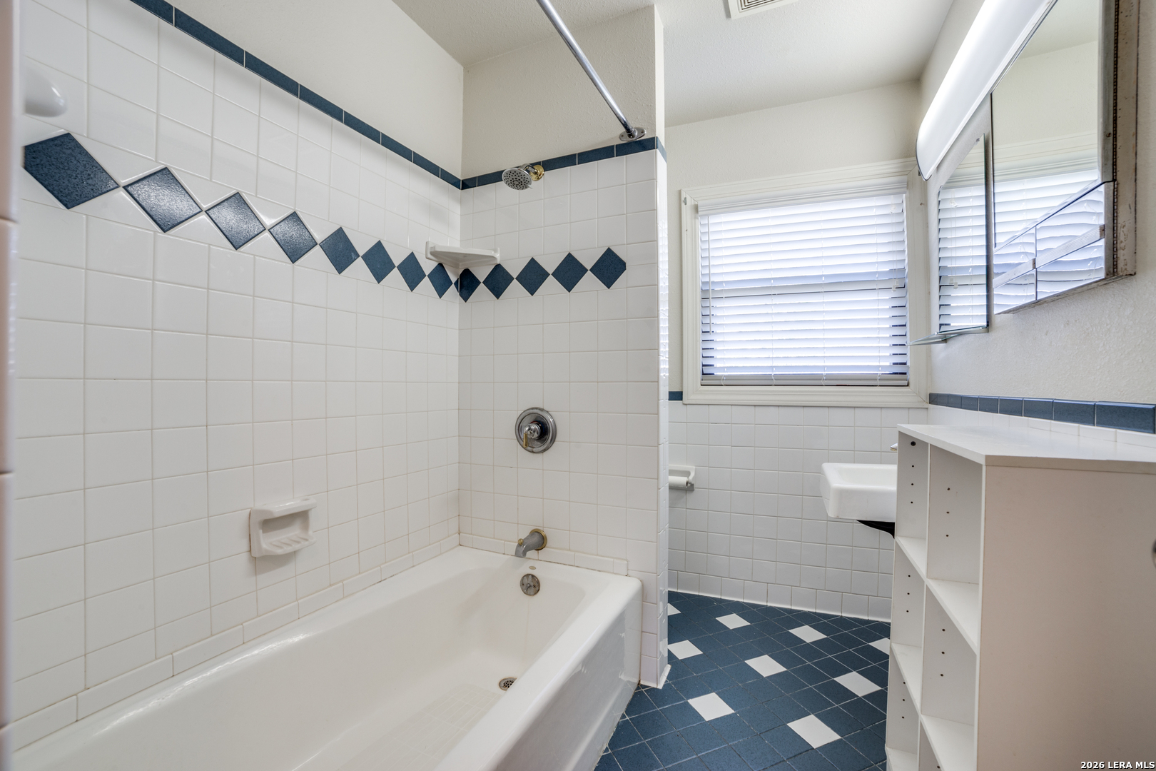 244 Halcyon Place Alamo Heights TX 78209