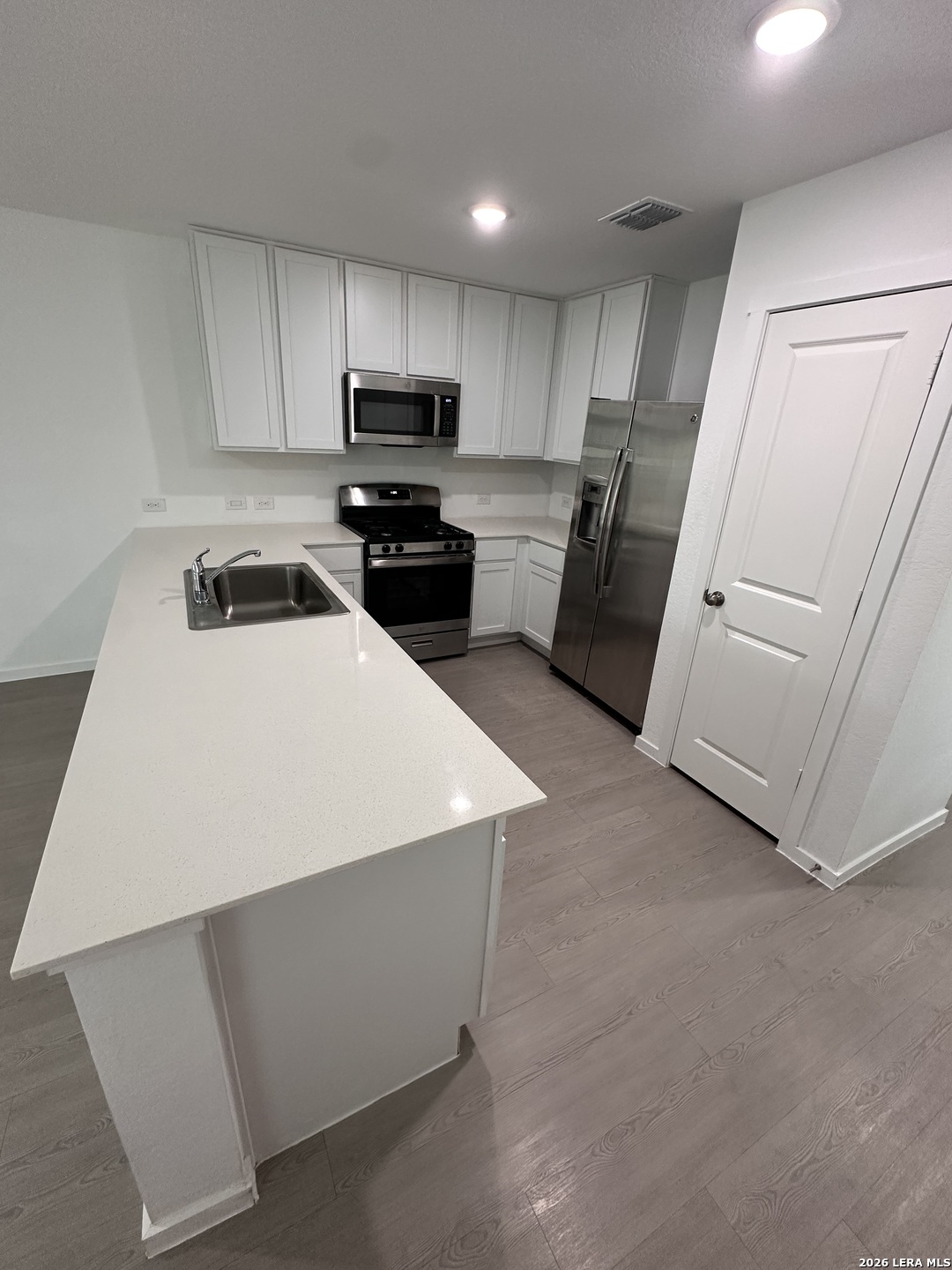 402 Argyle Hill San Antonio TX 78227