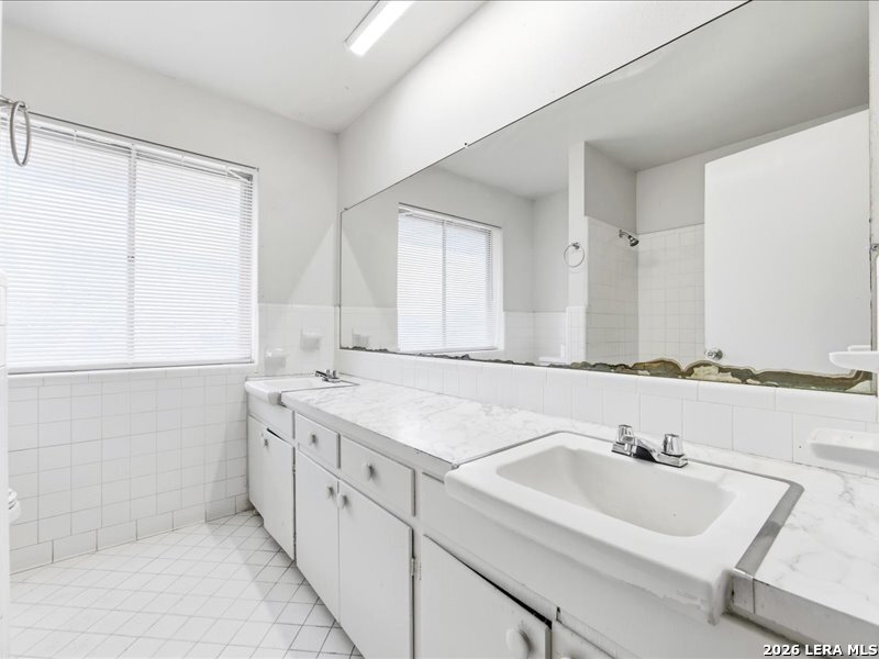 134 Robinhood Kenedy TX 78119