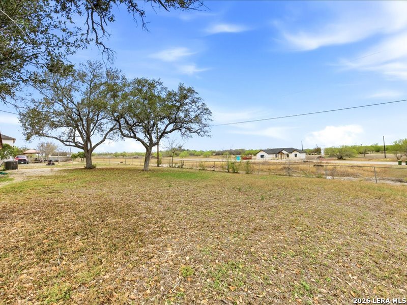134 Robinhood Kenedy TX 78119