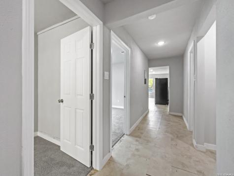 1606 W Wildwood San Antonio TX 78201