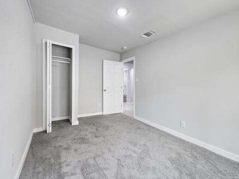 1606 W Wildwood San Antonio TX 78201