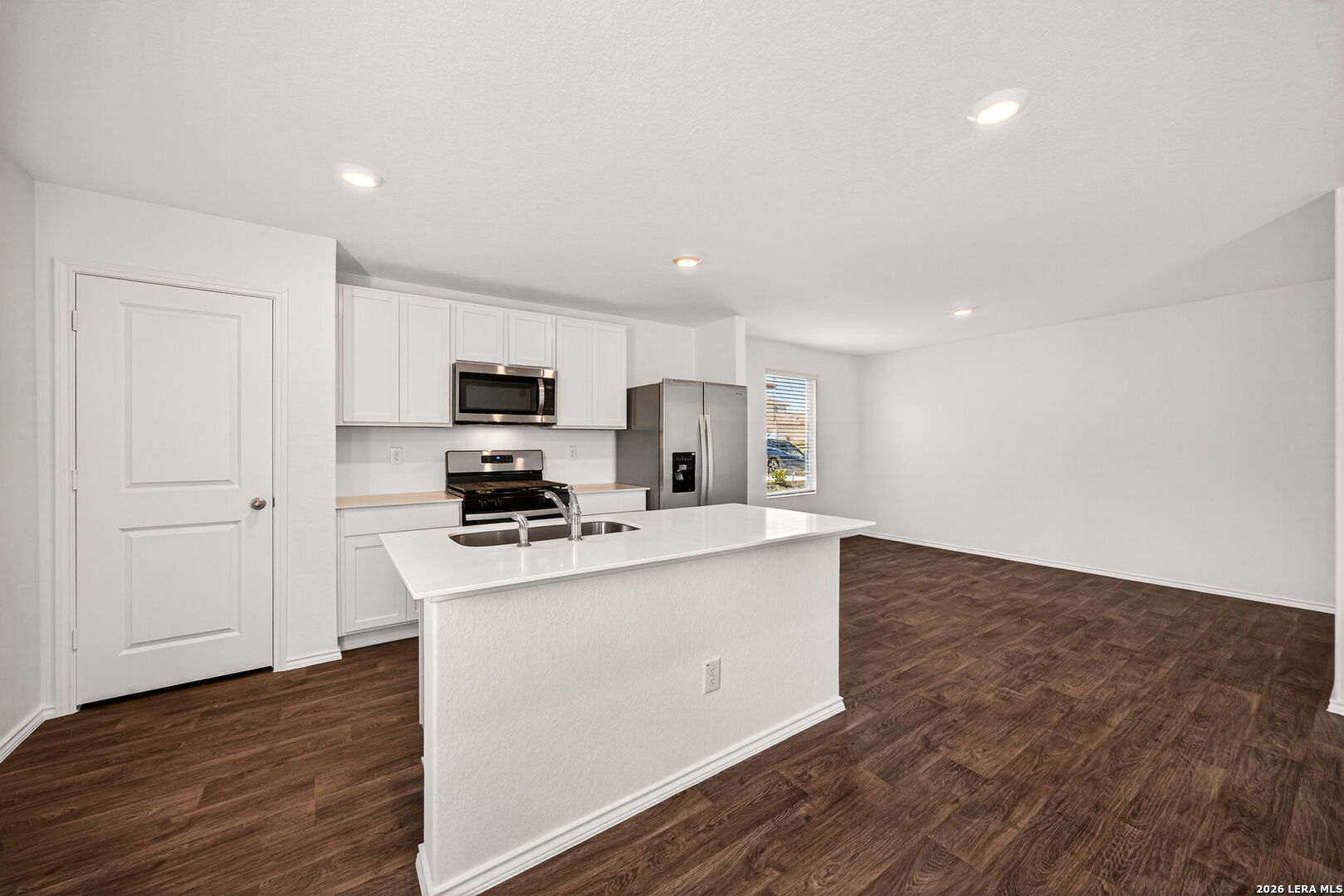 1616 House Finch Drive San Antonio TX 78253