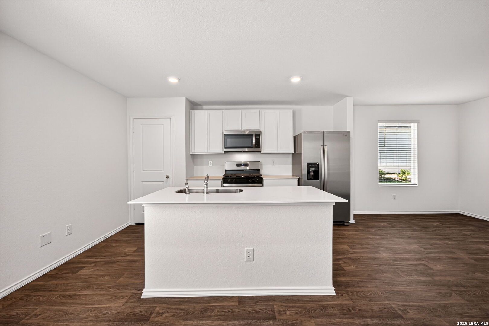 1616 House Finch Drive San Antonio TX 78253