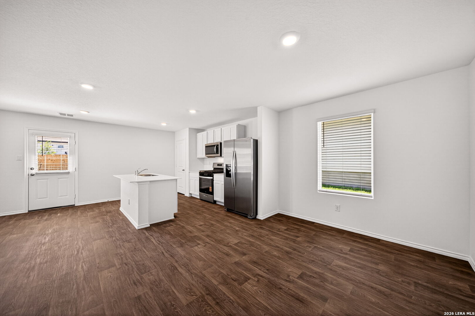 1616 House Finch Drive San Antonio TX 78253