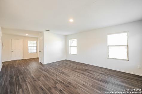 8918 Ashley Wilkes San Antonio TX 78221