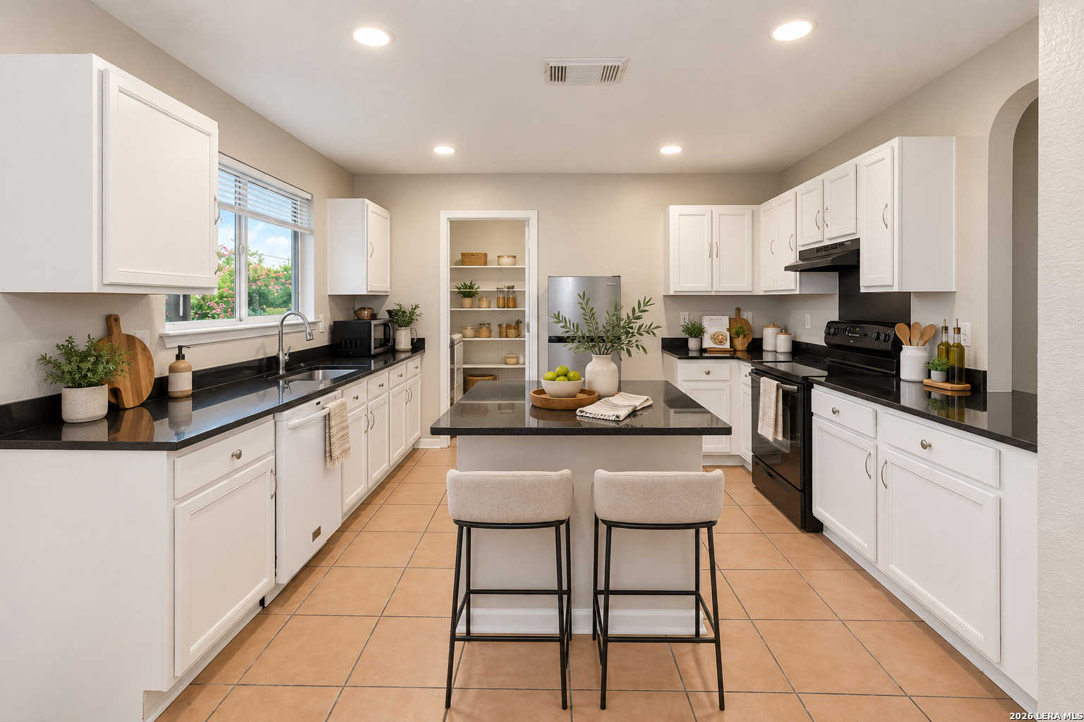 618 Tres Caminos San Antonio TX 78245