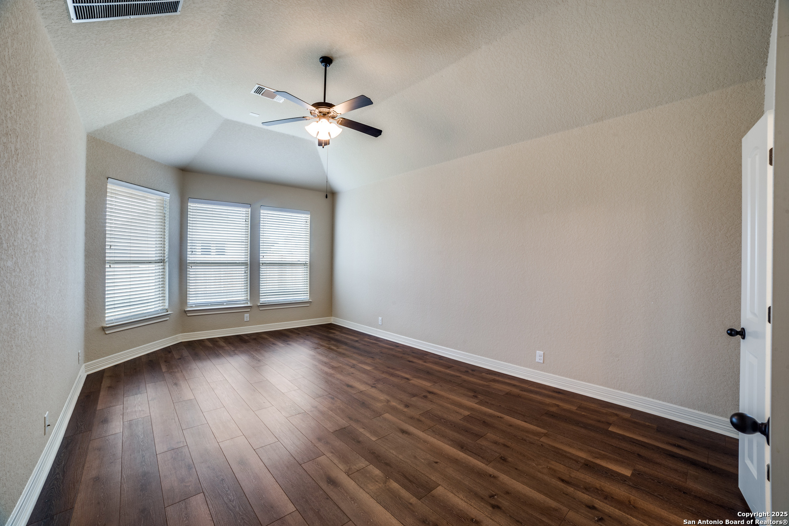 2514 Ladera Bend San Antonio TX 78261