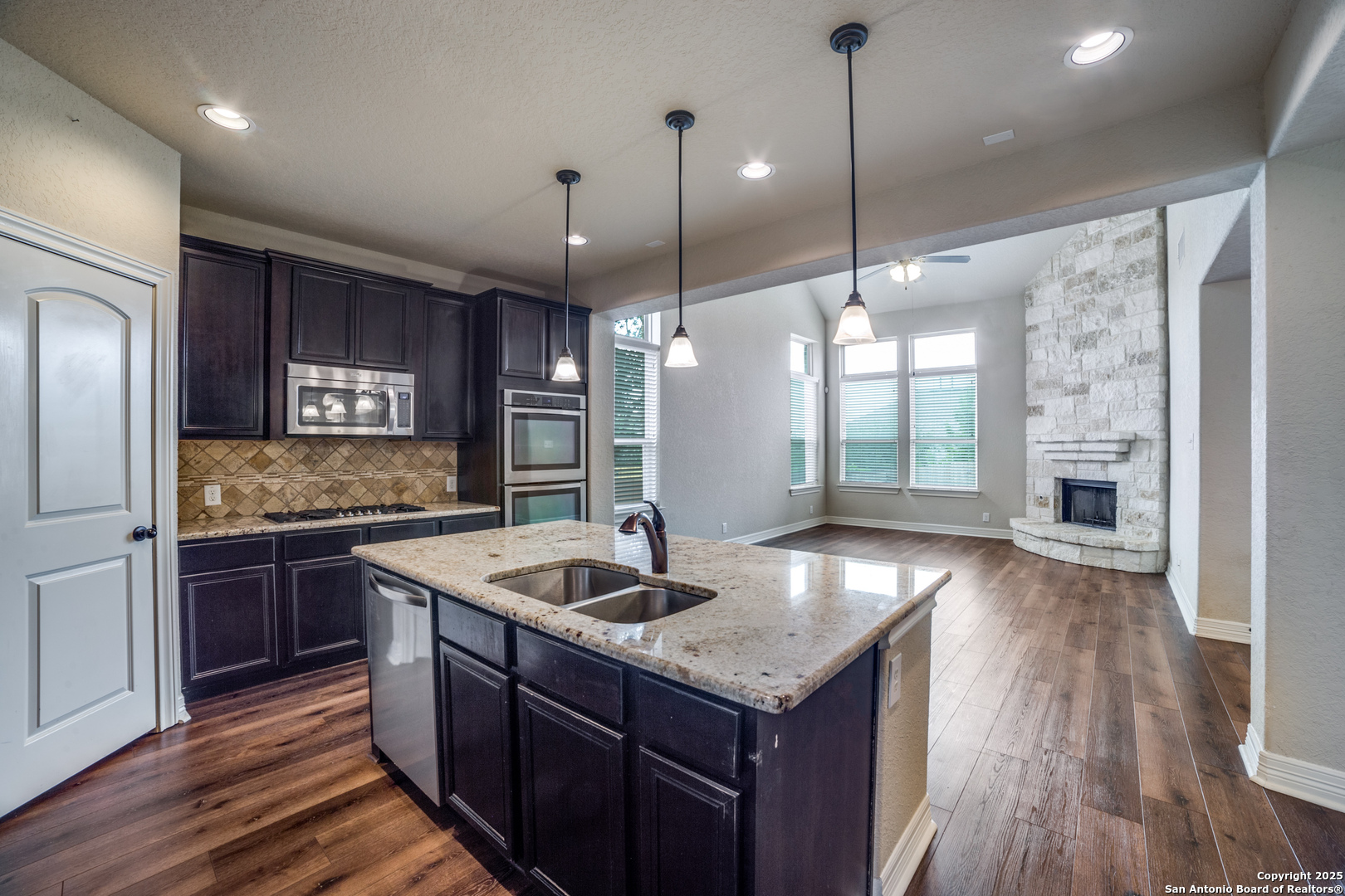 2514 Ladera Bend San Antonio TX 78261