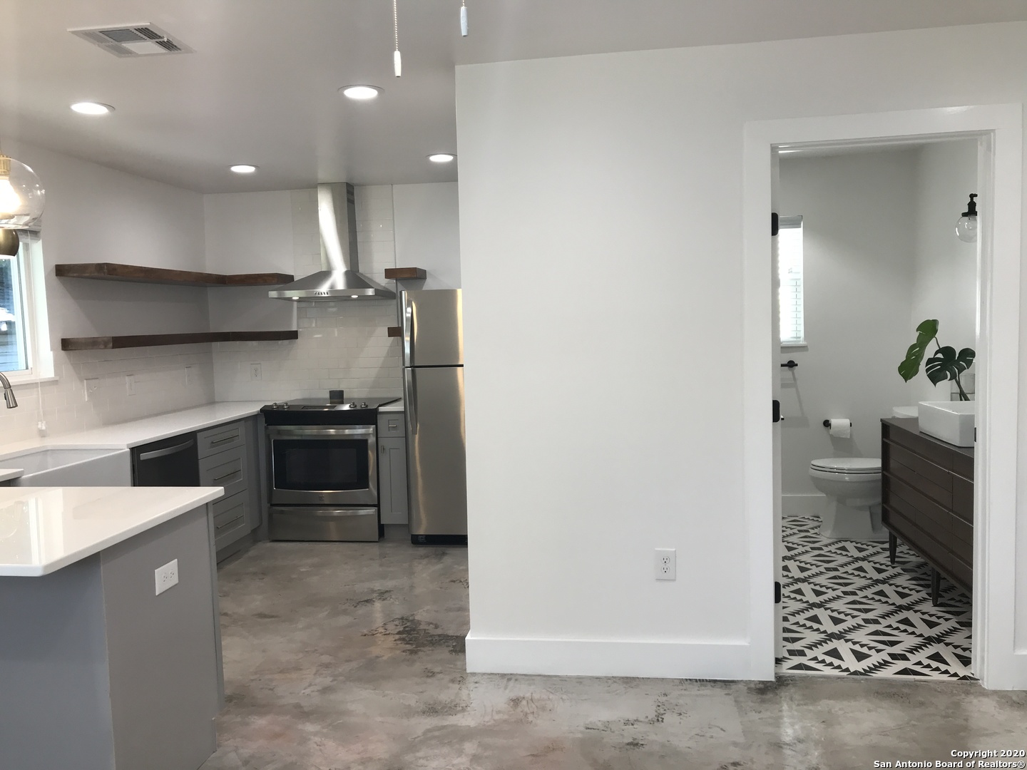 423 W Woodlawn Avenue San Antonio TX 78212