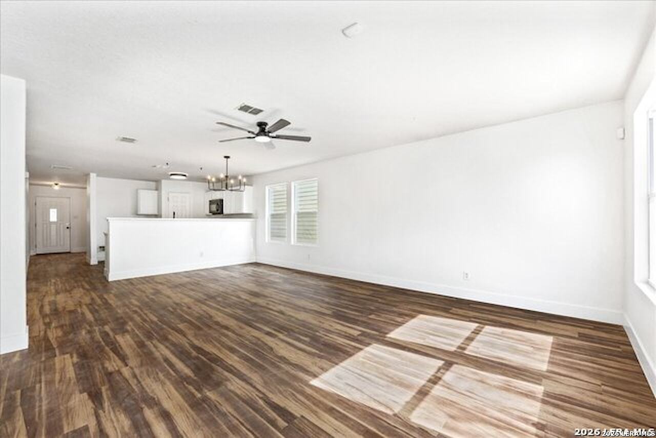 6718 Loma Vino San Antonio TX 78233