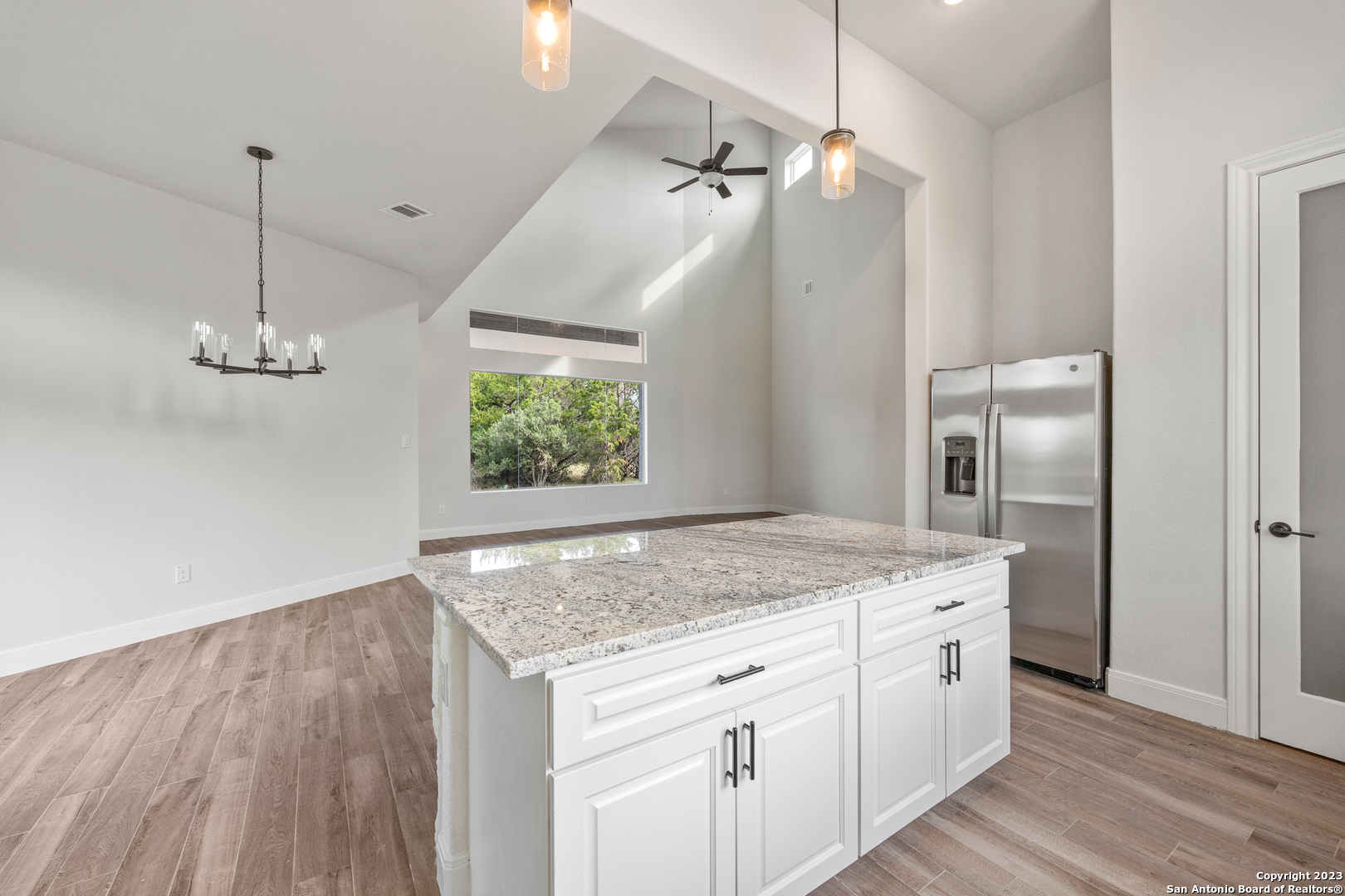 118 Cap Rock Horseshoe Bay TX 78657