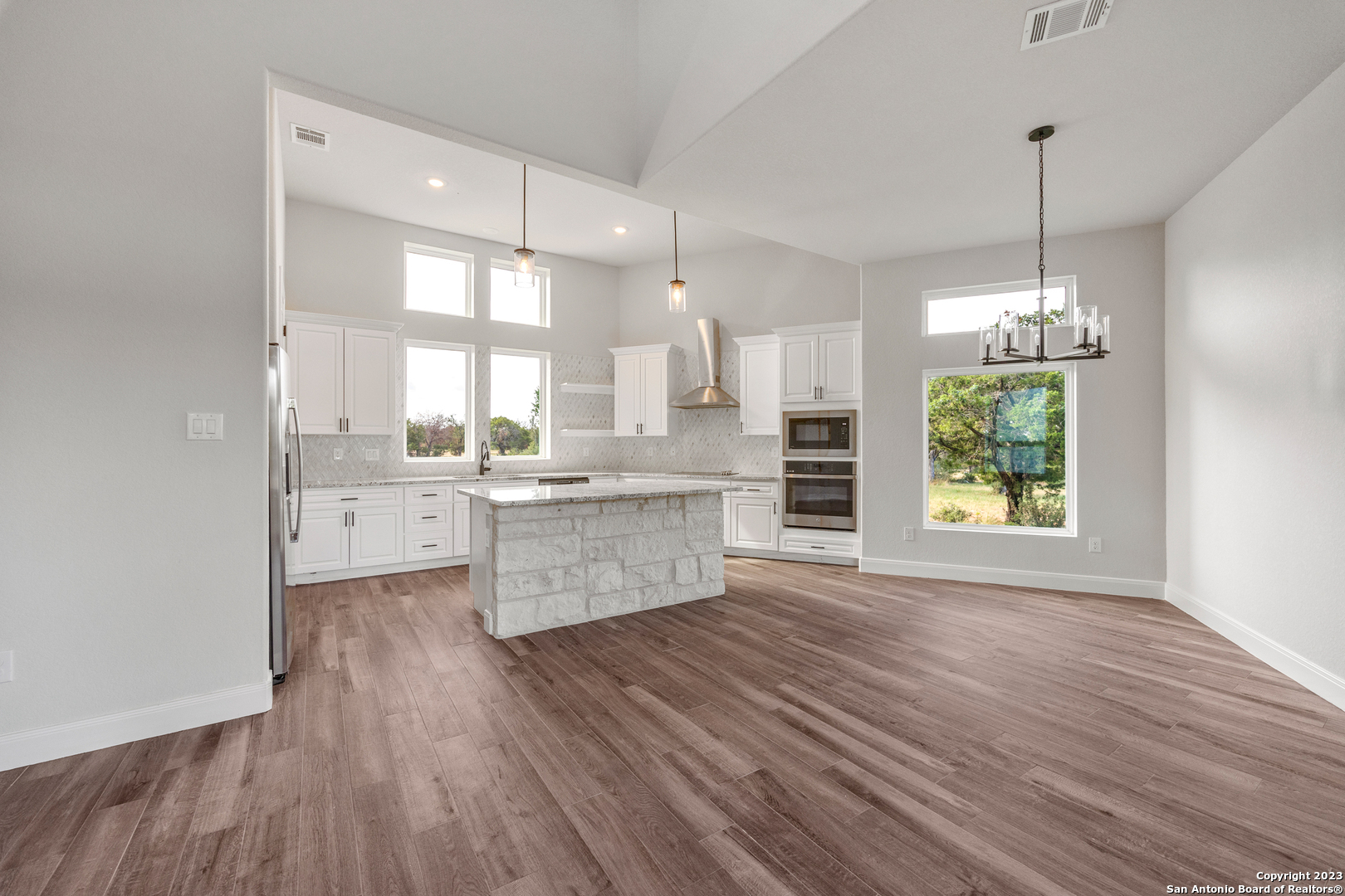 118 Cap Rock Horseshoe Bay TX 78657