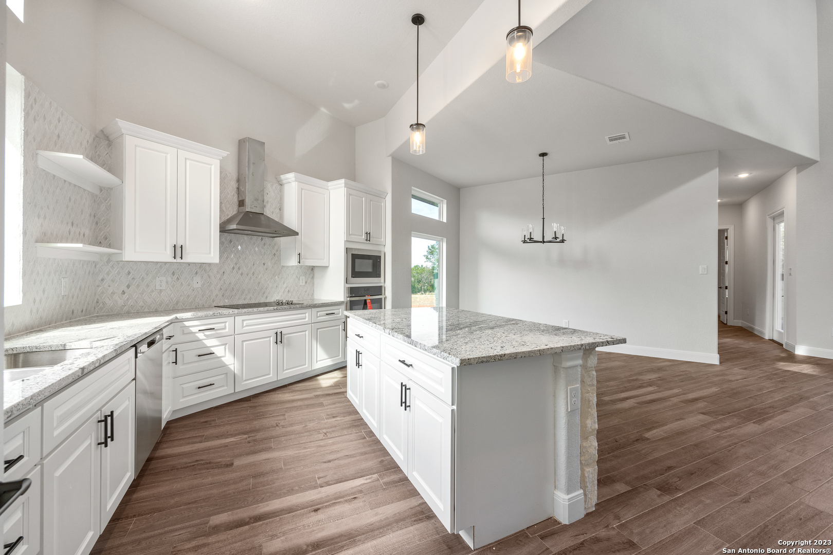 118 Cap Rock Horseshoe Bay TX 78657