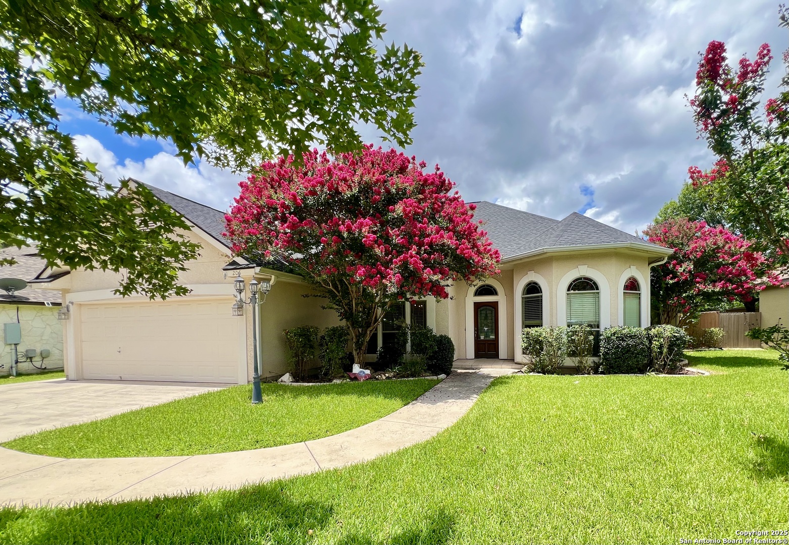 206 English Oaks Circle Boerne TX 78006