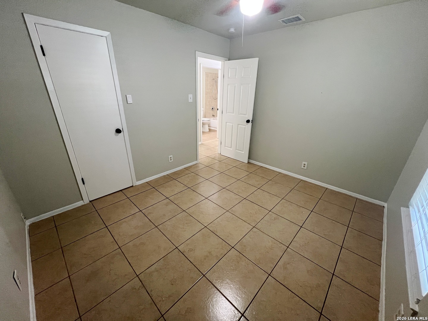 11207 Spring Pine Street San Antonio TX 78249