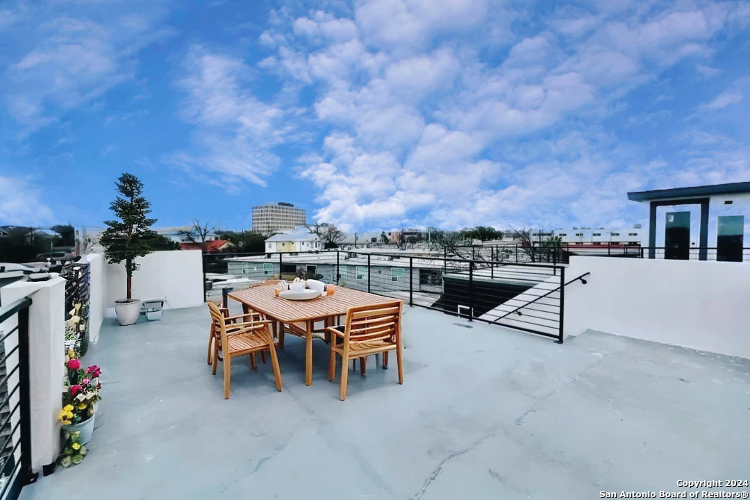 100 Lewis Street San Antonio TX 78212