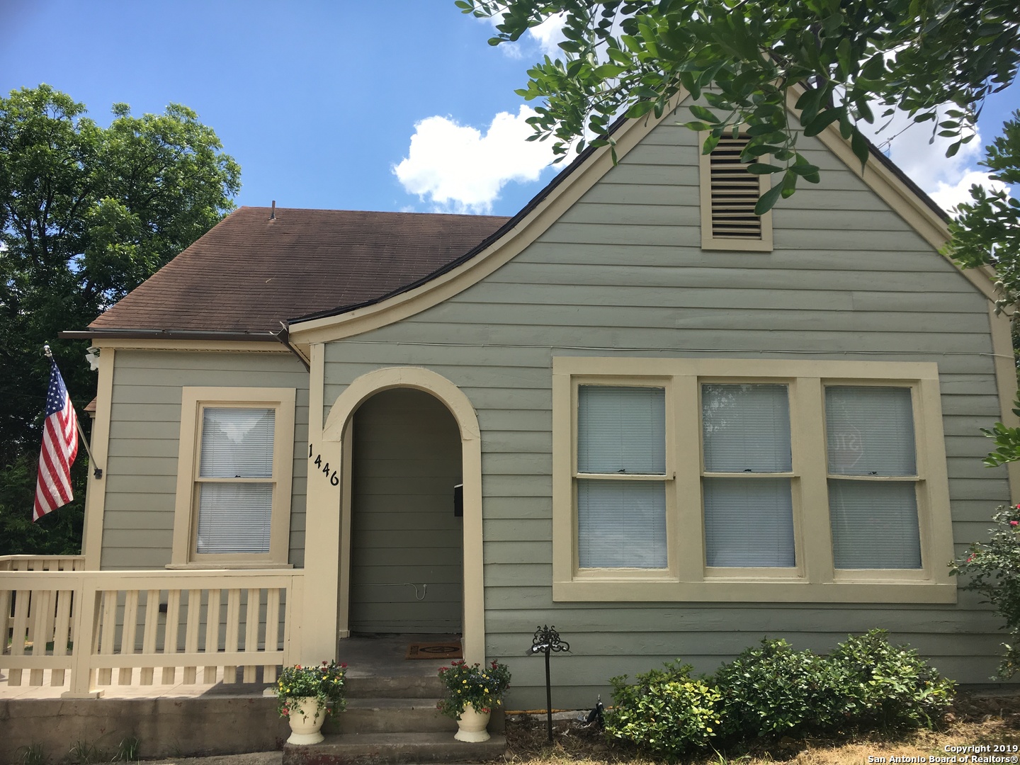 1446 W Kings Highway San Antonio TX 78201