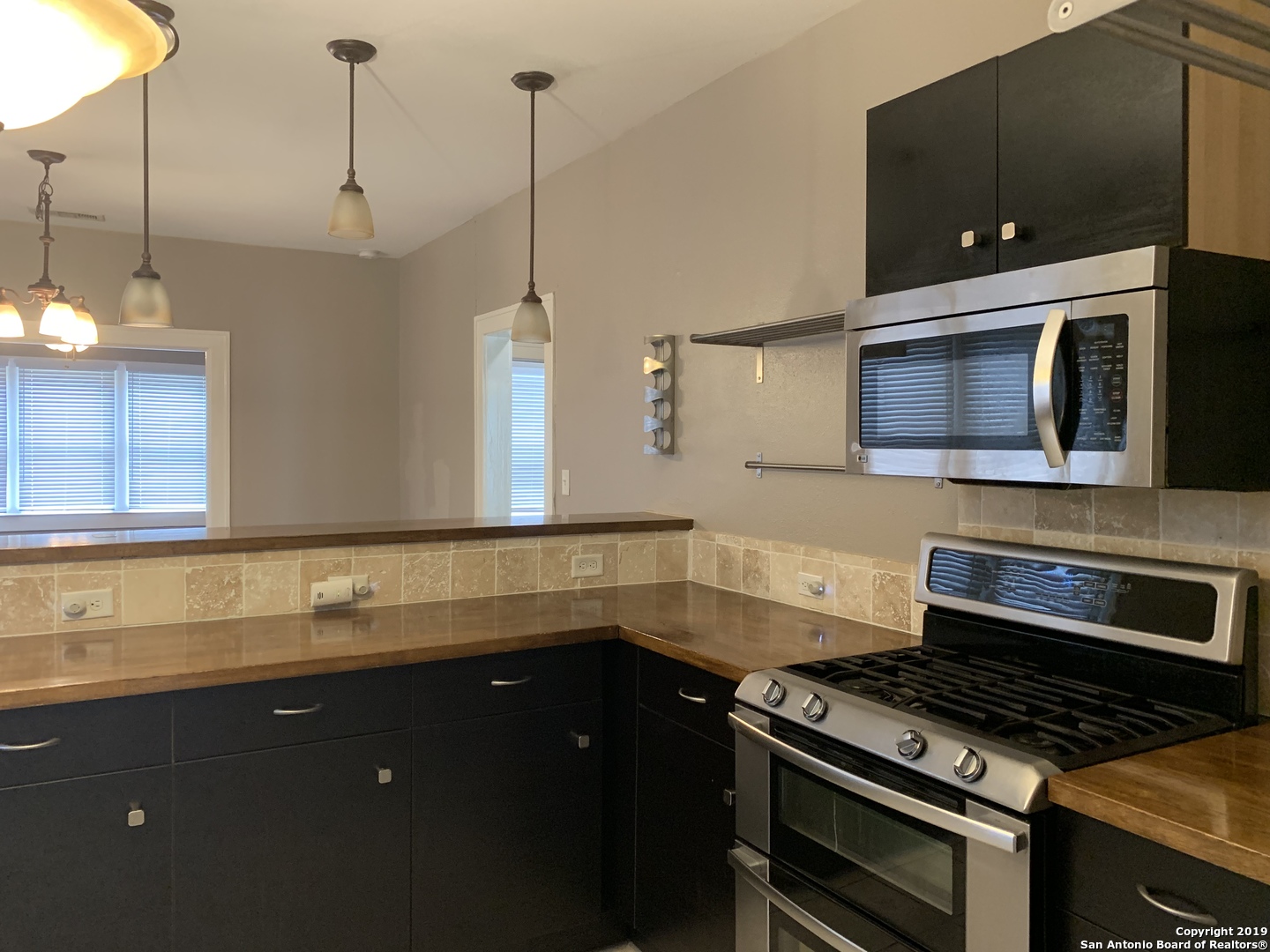 1446 W Kings Highway San Antonio TX 78201