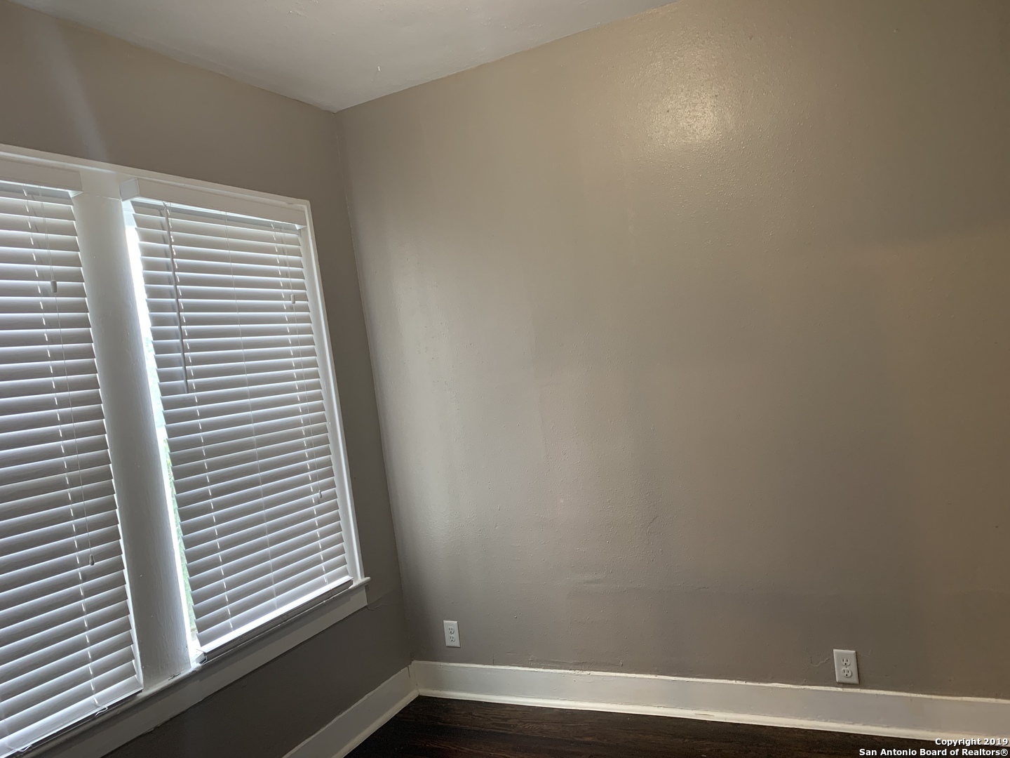 1446 W Kings Highway San Antonio TX 78201